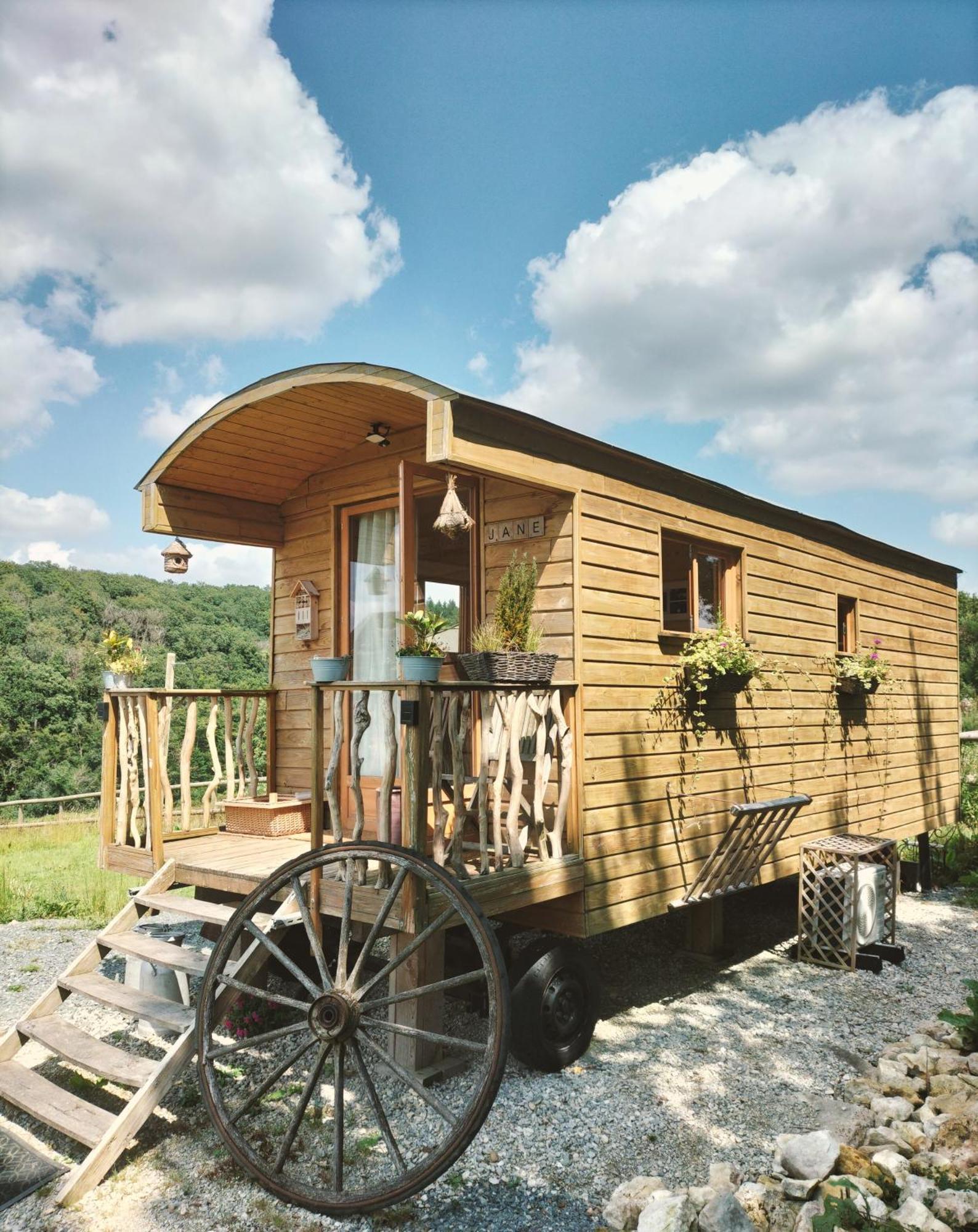 La Roulotte De Jane Guest House Margon  Exterior foto
